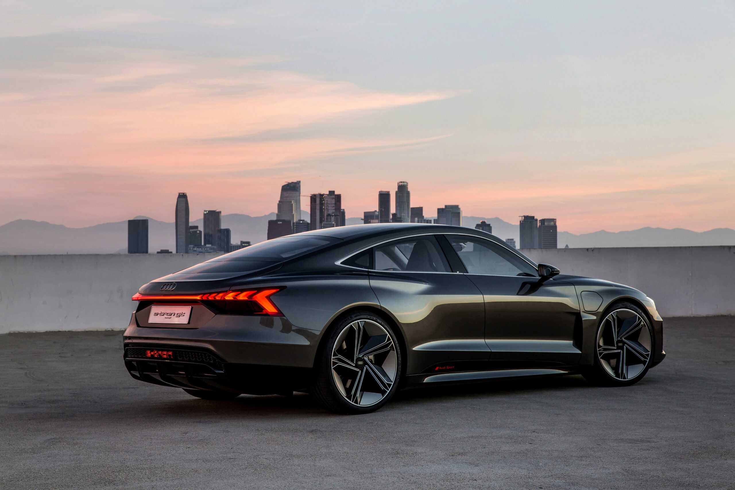 Audi e-tron GT: Electrifying Performance Meets Elegance